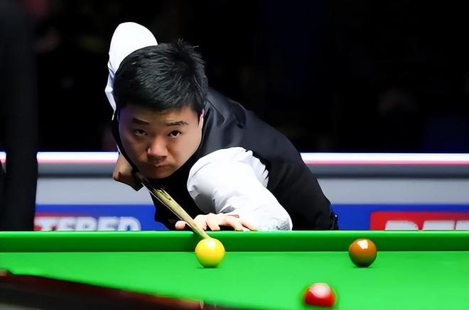 借塔图姆的 借塔图姆的